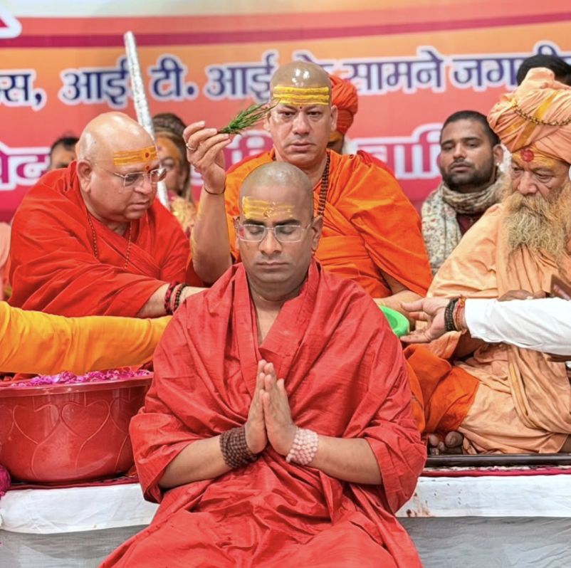 स्वामी सत्य श्री महाराज - Shri Niranjani Akhada | श्री निरंजनी अखाड़ा